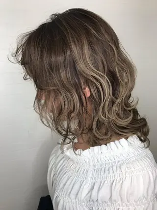 カラー 💜ツヤヘアケア🩷 サトウシュンスケのヘアスタイル