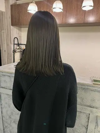 ミディアム カラー conne&riri所属・MAYU 💚森下のヘアスタイル