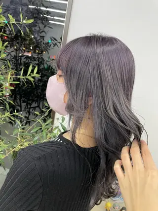 カラー オノ アカネのヘアスタイル