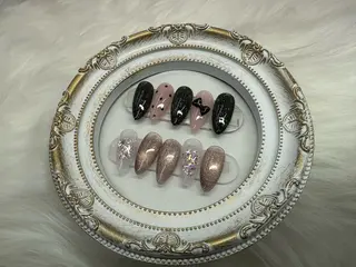 ネイル MIKIネイル YUKAのネイルデザイン