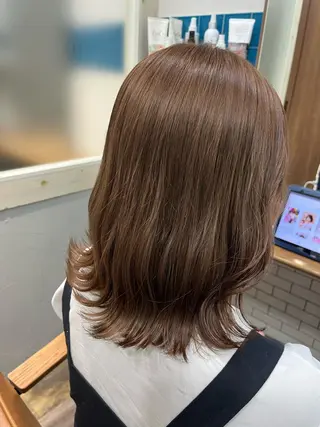 ミディアム カラー 🫧tomoka 透明感カラー🫧のヘアスタイル
