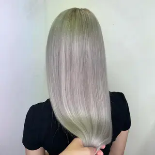 ロング カラー KEISUKE/ ブリーチ🧡エクステのヘアスタイル