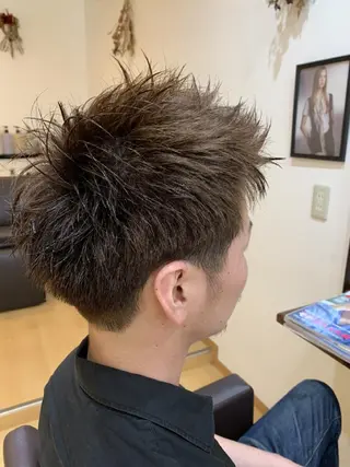 ショート カラー メンズ SUGAR所属・サトウ シューイチのヘアスタイル