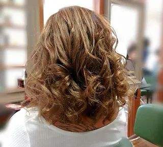 ミディアム 渡辺 康行のヘアスタイル
