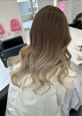 セミロング カラー ハイトーン/韓国風 🤍Nacchi🐈のマツエク・マツパデザイン