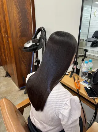 ロング 髪質改善×縮毛矯正× 艶カラー 吉原和磨のヘアスタイル