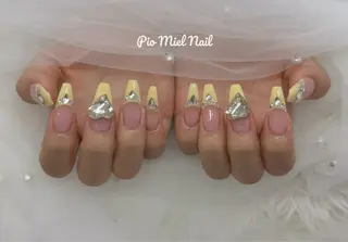 セミロング Pio Mielのネイルデザイン