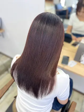 ロング 小澤 日菜のヘアスタイル