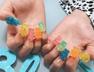 ネイル CHARME 〔RINA〕のネイルデザイン