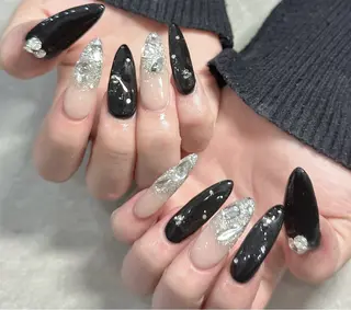 ネイル LAVISH nanamiのネイルデザイン