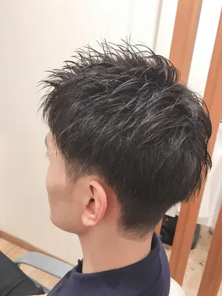 ショート アザマ　ヤスカツ _rosso 川口のヘアスタイル