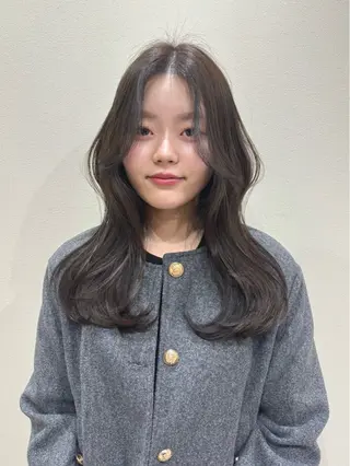 ロング カラー ヘアアレンジ 🤍韓国ヘア🤍 ヨシダリナのヘアスタイル