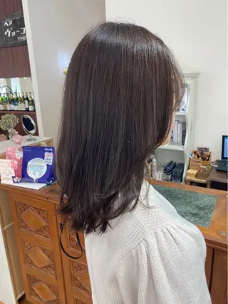 カラー いしかわ あいみのヘアスタイル