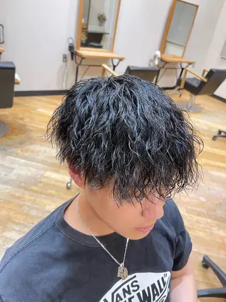 ショート パーマ メンズ Rolen.所属・佐藤 海璃のヘアスタイル