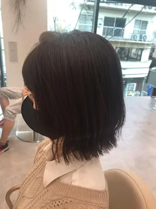 ミディアム カラー 木野田 萌のヘアスタイル