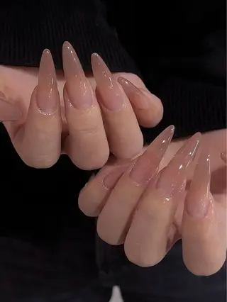 ネイル Dark Honey Kikiのネイルデザイン