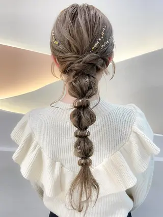 ヘアアレンジ ミディアム/顔周り/ ベージュ🌼mayuのヘアスタイル