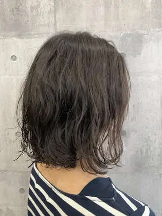 ミディアム パーマ 小関 茅里のマツエク・マツパデザイン