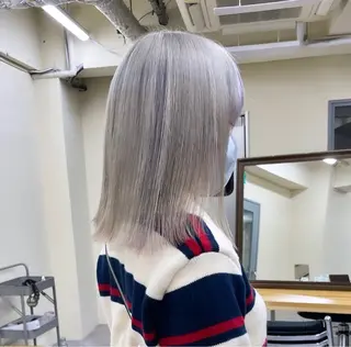 ミディアム カラー ミルクティーベージュ 💫HARUTOのヘアスタイル