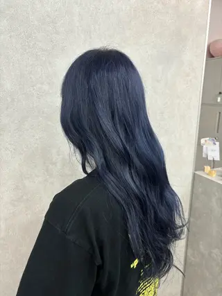 ロング ブリーチ予約率90% 以上✨森山陽向のヘアスタイル