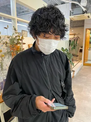 パーマ メンズ yumeka🩶ボブ 暖色/透け感カラーのヘアスタイル