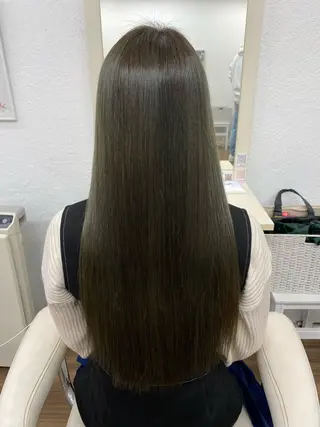 ロング GLOSS 心斎橋 山上のヘアスタイル