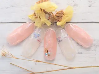 ネイル ビューティーサロン ヘゼリヒのネイルデザイン