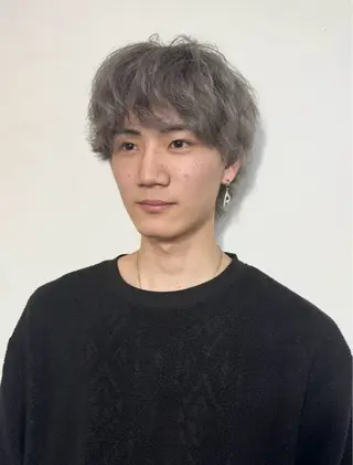 ショート パーマ メンズ MEN’S BEAUTY CAFÉ × Vingt-cinq所属・オンリーケア バイヴァンサンクの眉毛・アイブロウイメージ