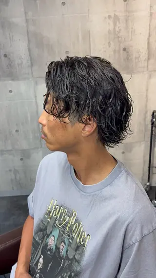 ミディアム パーマ Maison 心斎橋店所属・メンズ特化パーマ/ ハイトーンブリーチのヘアスタイル