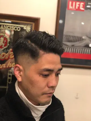 メンズ ヒロ銀座所属・横浜 ヒロ銀座　米村克麻のヘアスタイル