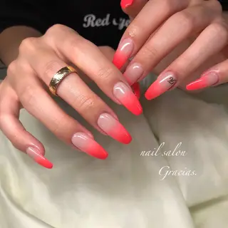 ネイル Gracias. rieのネイルデザイン