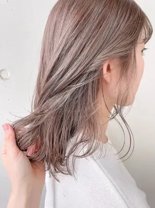 カラー SiLO ꕤ︎︎ yuinaのヘアスタイル