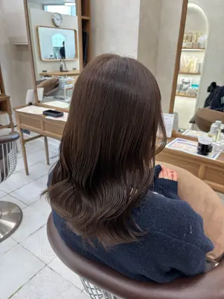 セミロング カラー 暖色カラー/ブリーチ なしカラー/艶カラーのヘアスタイル