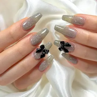 ネイル shine'an fuka🌿🫧のネイルデザイン