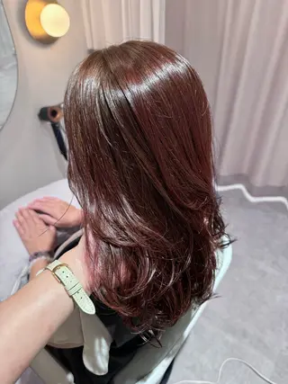 ミディアム カラー 髙井 麻帆のヘアスタイル