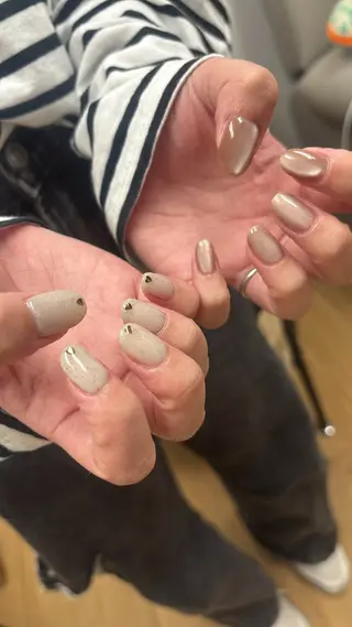 ネイル nailsalon　hue所属・小山 羽奈のネイルデザイン