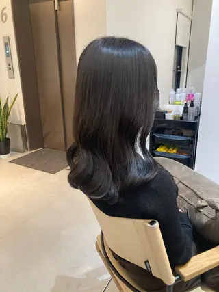 セミロング ✨色持ちの良い艶 カラー✨蟹江真世のヘアスタイル