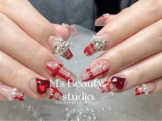 ネイル エムズ ビューティスタジオのネイルデザイン