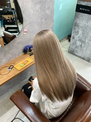 セミロング カラー 中嶋 颯和のヘアスタイル