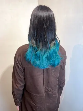 ロング Aya/四条烏丸/ インナーカラーのヘアスタイル