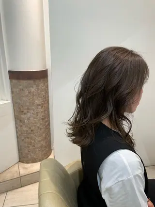 ミディアム カラー ヘアアレンジ 🫧コウノ ミナ🫧のヘアスタイル