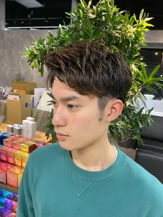 メンズ 【.ico】心斎橋 飛田ゆうきのヘアスタイル