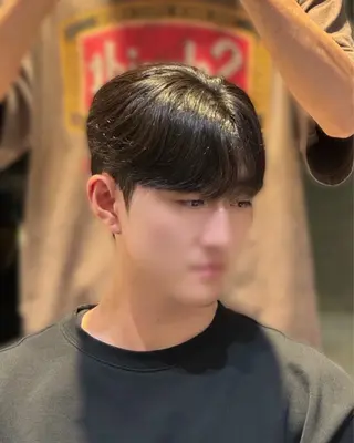 ショート パーマ メンズ YUKI🇰🇷 カルマ／ダウンパーマのヘアスタイル