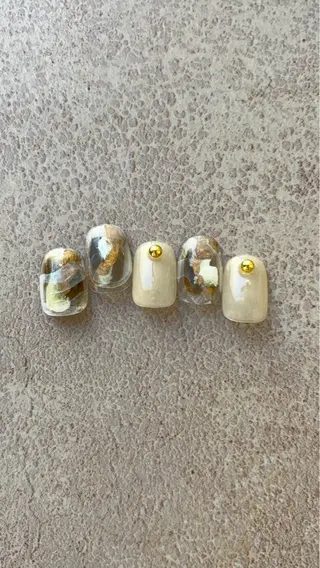 ネイル une／YUKINA 🫧大人nuanceのネイルデザイン