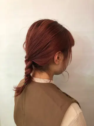 ミディアム カラー レイヤー・ブリーチ kiyotoshiのヘアスタイル