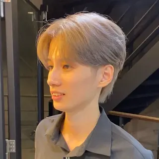 カラー メンズ gunhee Tokyo所属・🇰🇷韓国ヘア /wooju🇰🇷のヘアスタイル