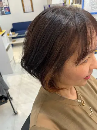 ショート カラー 86futureshair所属・岡田 麻矢のヘアスタイル