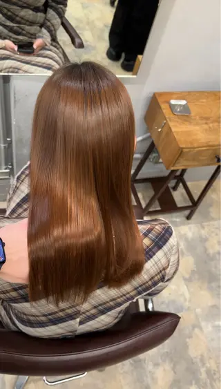 ロング 石本 眞優のヘアスタイル