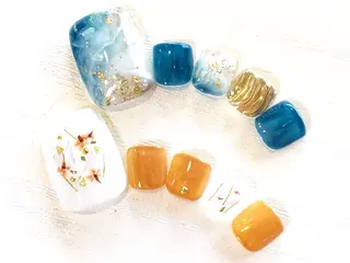 ネイル @.Freestyle 【フリースタイル】所属・根本 奈美のネイルデザイン