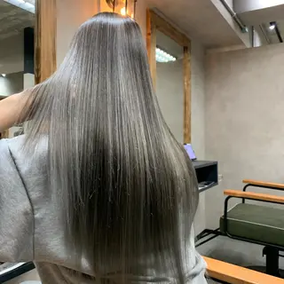 ロング カラー ヘアアレンジ グランルッソ所属・岡山× バレイヤージュカラーのヘアスタイル